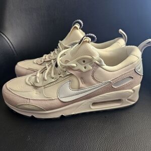 Nwot Nike Air Max 90 Futura Cream and Pink Sneakers Womens Size 8